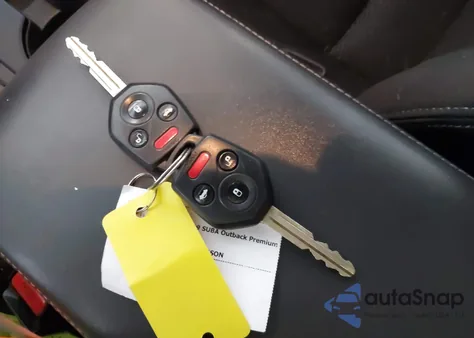 2019 Subaru Outback 2.5I Premium из США, поврежденный, VIN 4S4BSAHC0K3259348